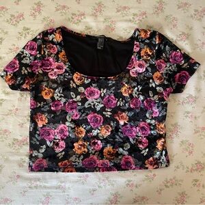 Black and pink floral velvet crop top